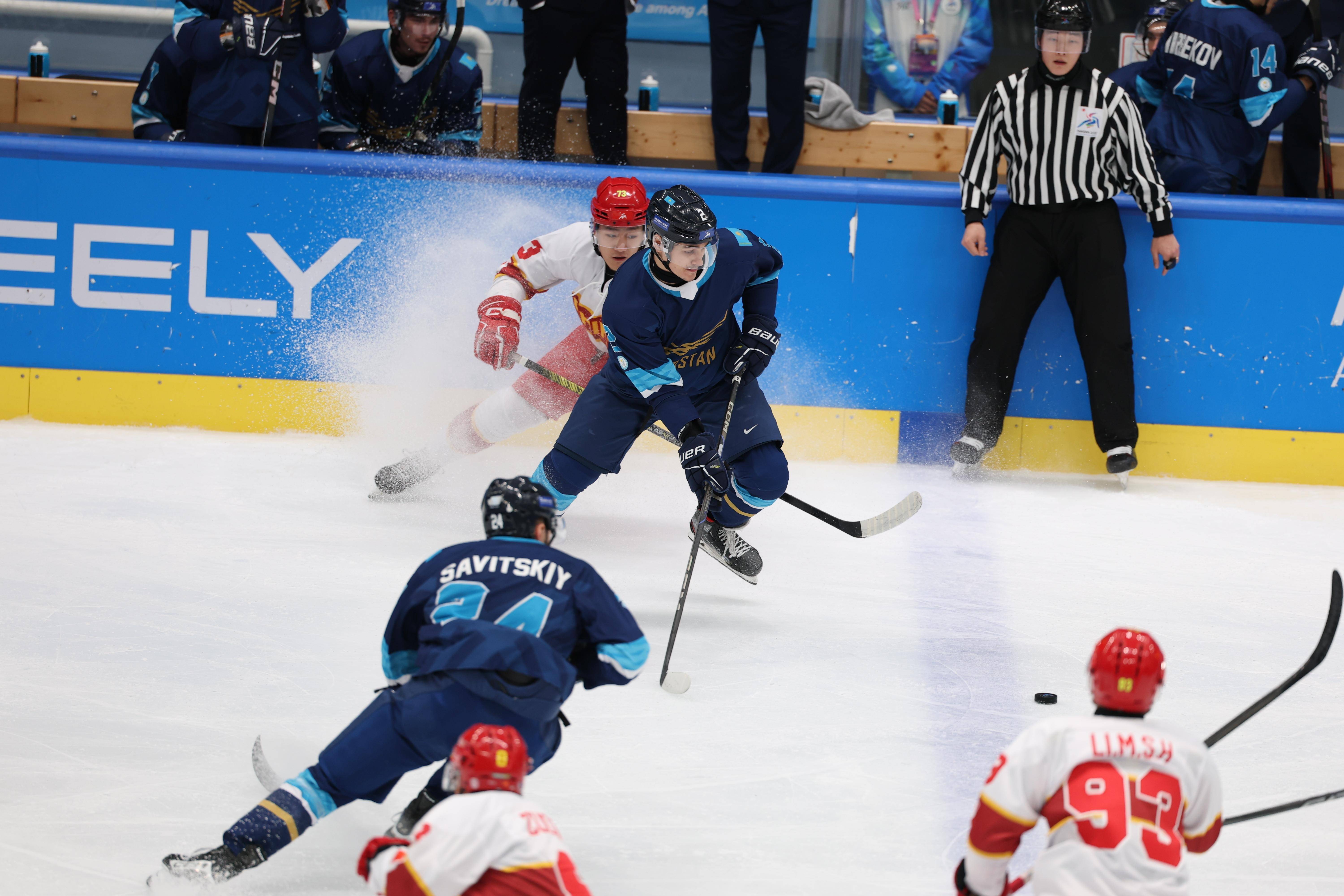 包含冰球世界锦标赛：冰上激情逐梦场的词条